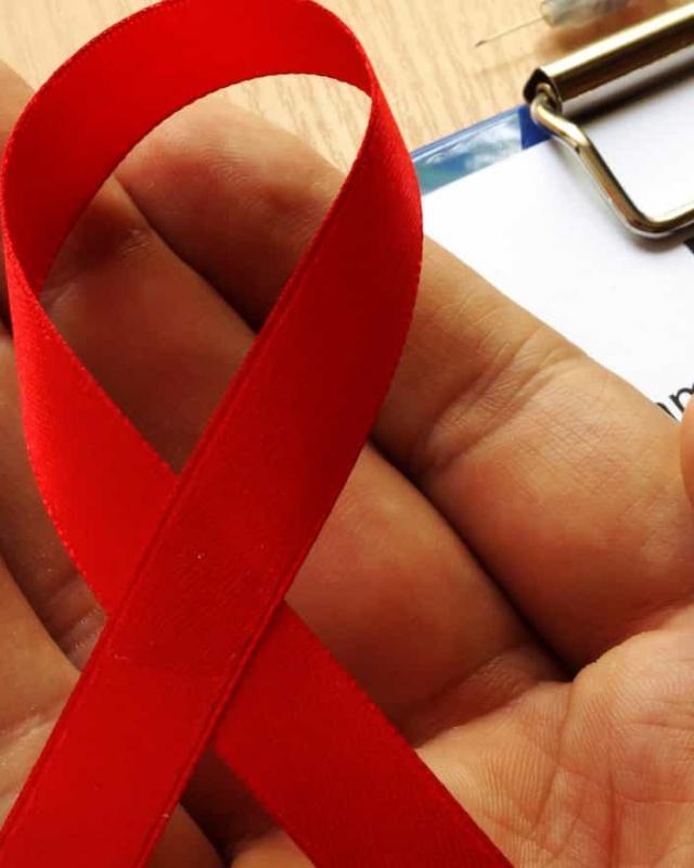 Human Dignity in the Islamic Bioethical Discourse on HIV/AIDS by Sheikh Farouq Fareez