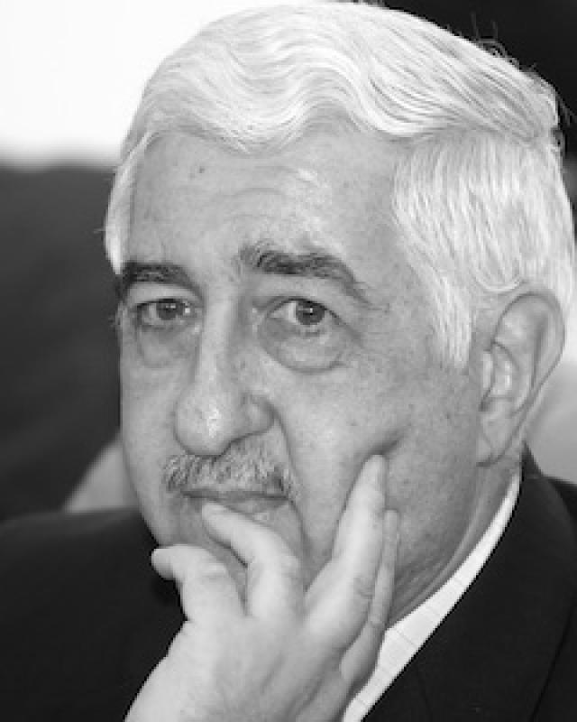 Dr. Ḥassan Chamsi-Pasha